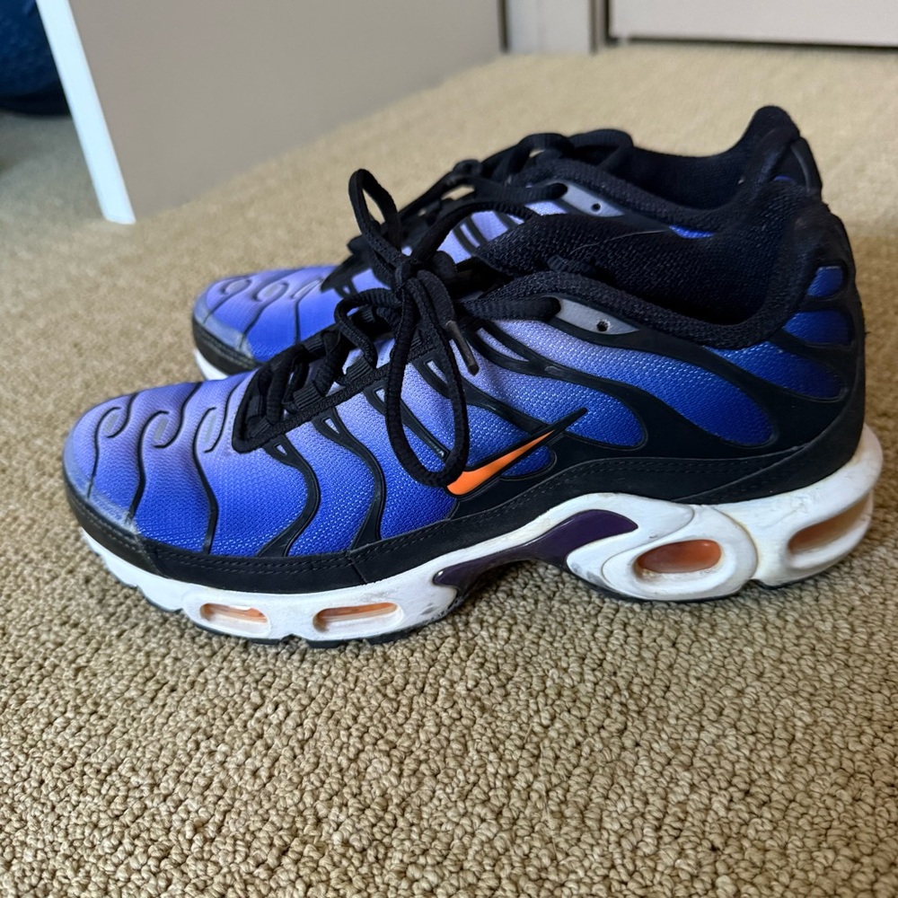 Nike Air Max Plus "Voltage Purple/Total Orange/Purple Agate" sneakers - Picture 4 of 10
